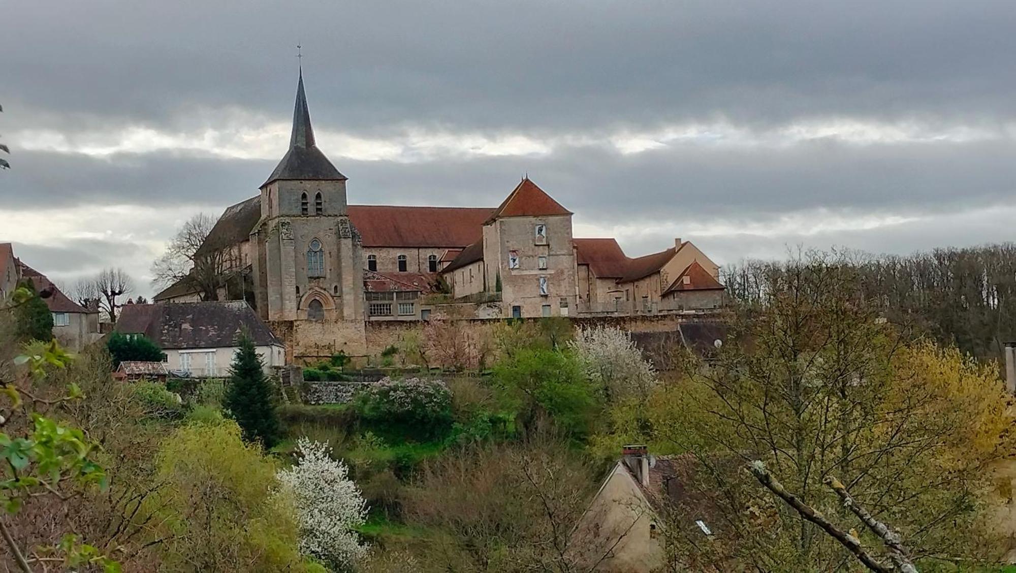 Gite "La Petite" Saint-Benoit-du-Sault Экстерьер фото