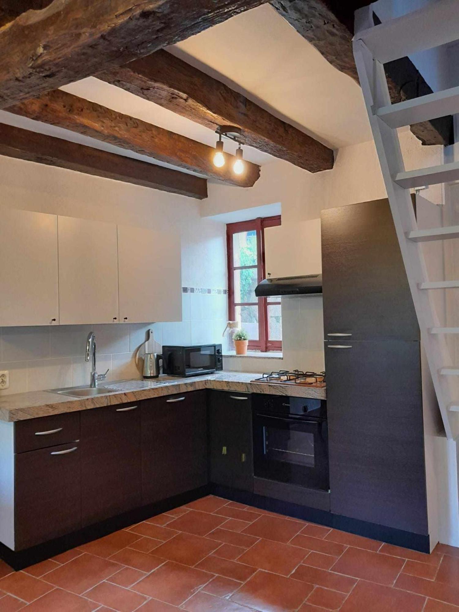 Gite "La Petite" Saint-Benoit-du-Sault Экстерьер фото